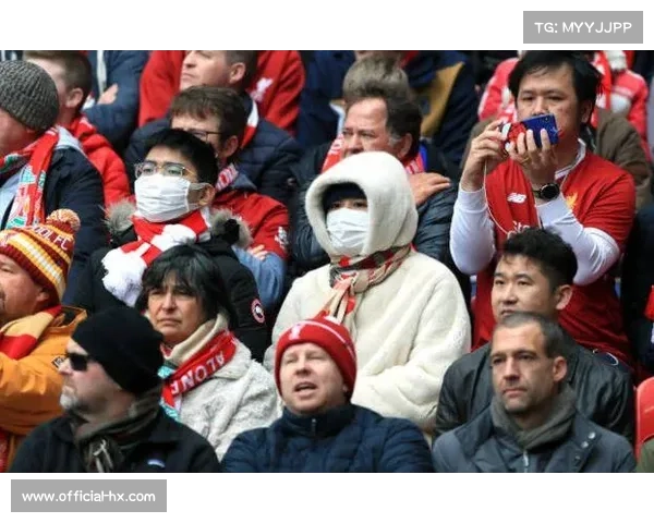 西篮联比赛现场球迷互动环节气氛热烈